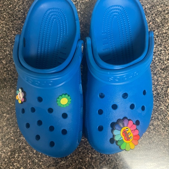 Crocs - Picture 3 of 4